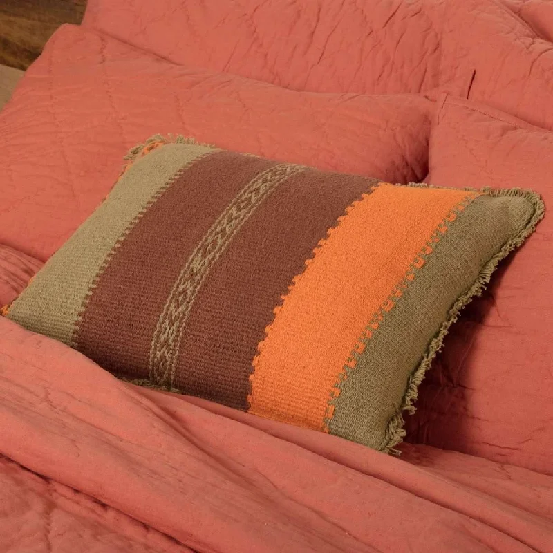 Plush Pillows for a Cozy BedHeather Jacquard Pillow 14x18
